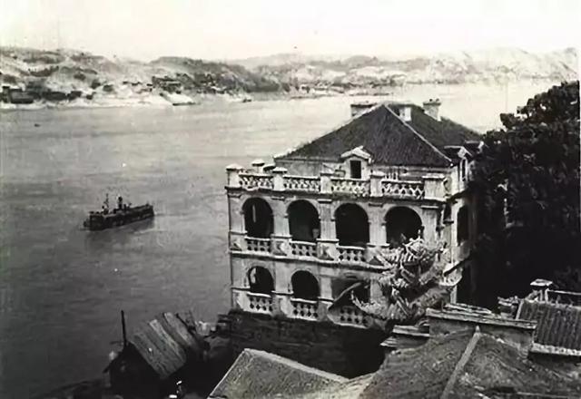 ‘十大外围足球平台app’比斯利25+17布朗30分 杰特25分山东擒深圳5连胜(图4) 十大外围足球平台app